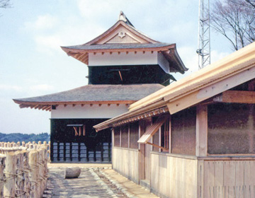 足助城