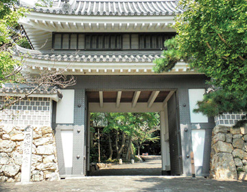 田原城（田原市博物館）