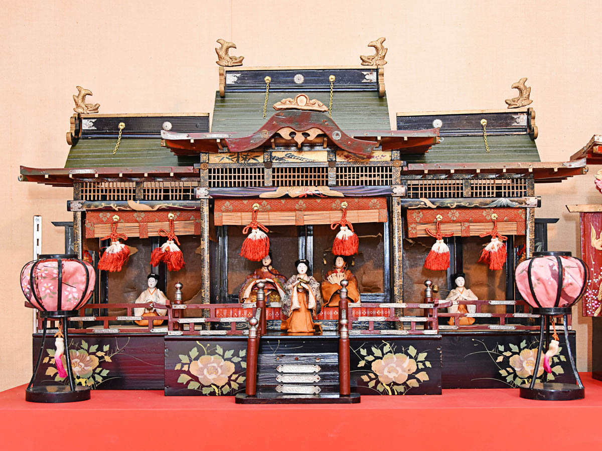 冬季企画展「第35回ひな人形展」