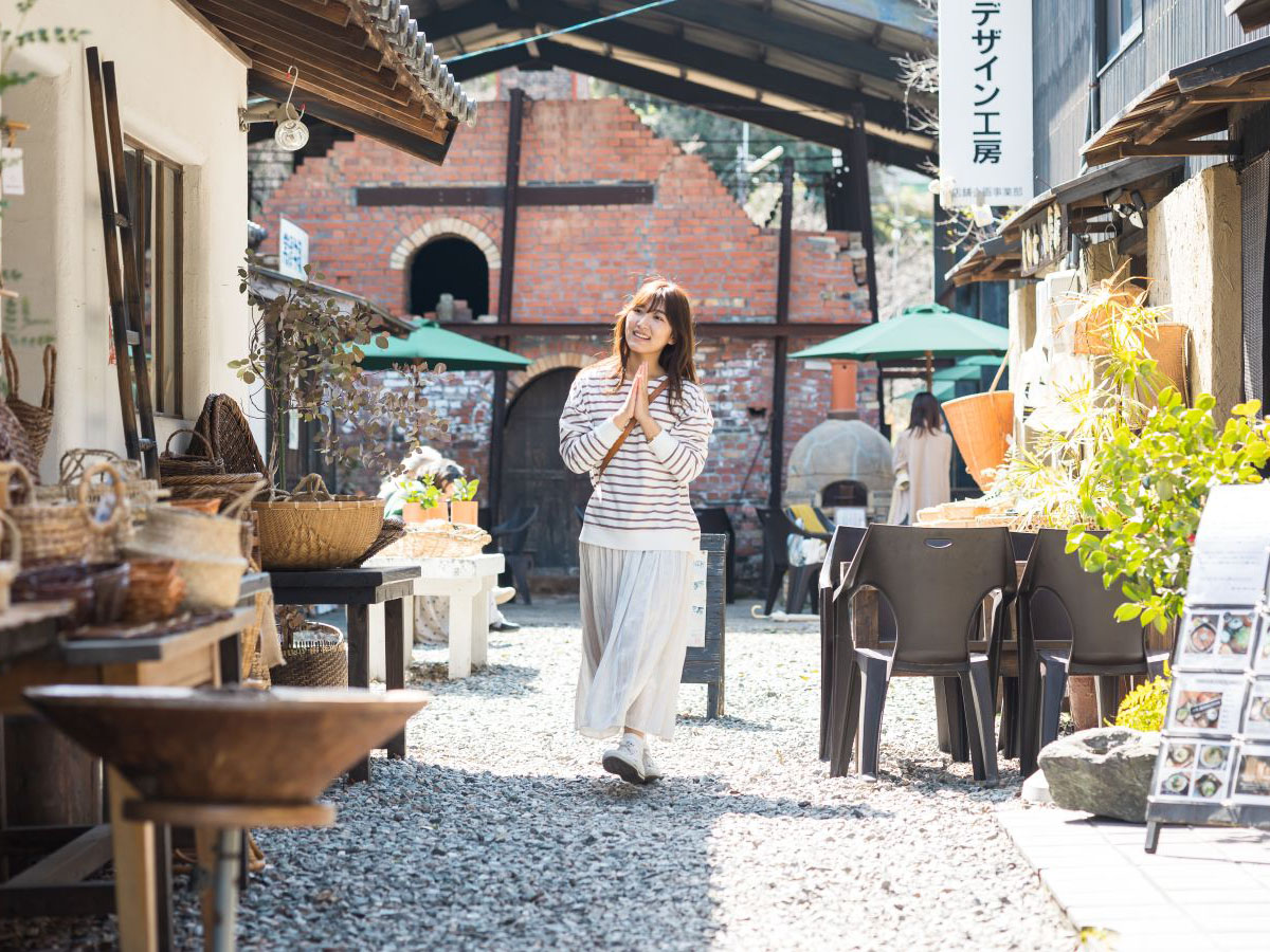 常滑やきもの散歩道