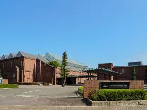 Toyota Origins and Prestigious Noritake Industrial Course