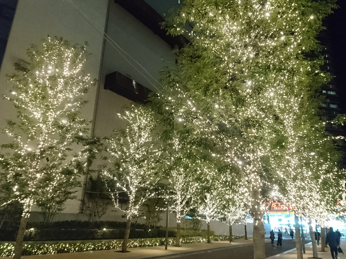 Symphony豐田大樓　燈光秀