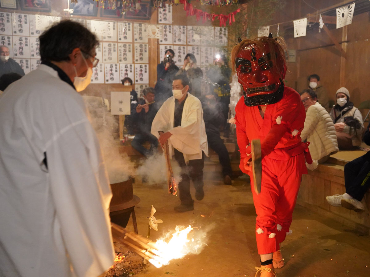 Hana Festival (Sakauba, Toyone Village)