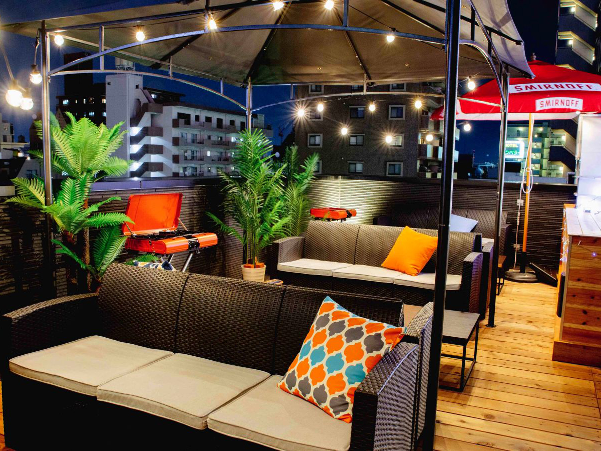 Beer Garden Urban, Kanayama Station Location