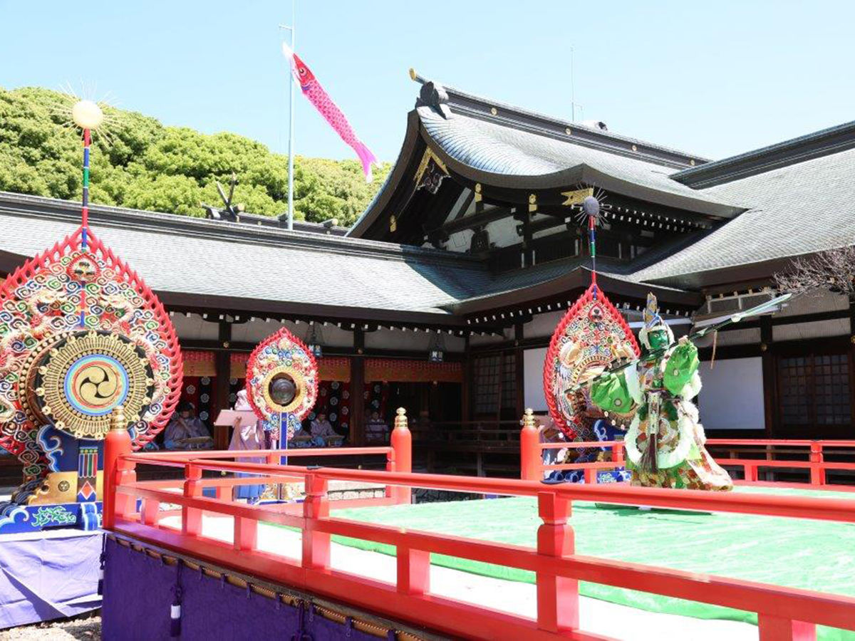 Masumida Shrine Buraku Ritualistic Performances (Masumida Jinja Buraku-Shinji)