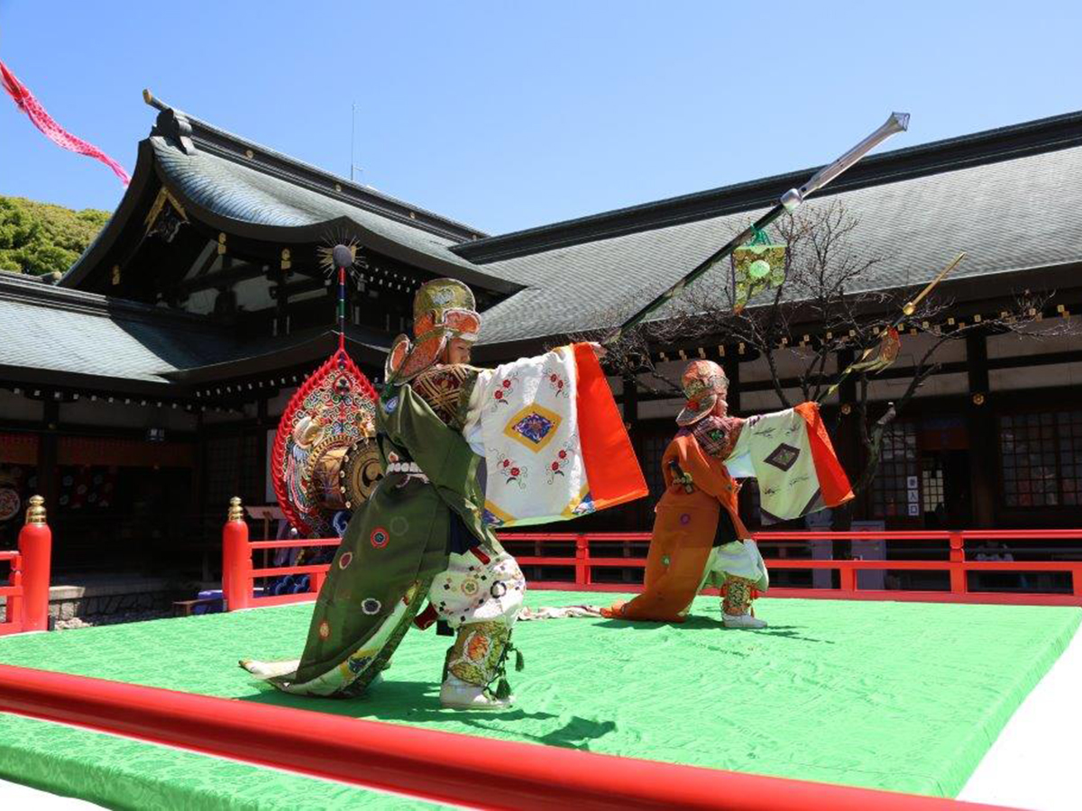 Masumida Shrine Buraku Ritualistic Performances (Masumida Jinja Buraku-Shinji)