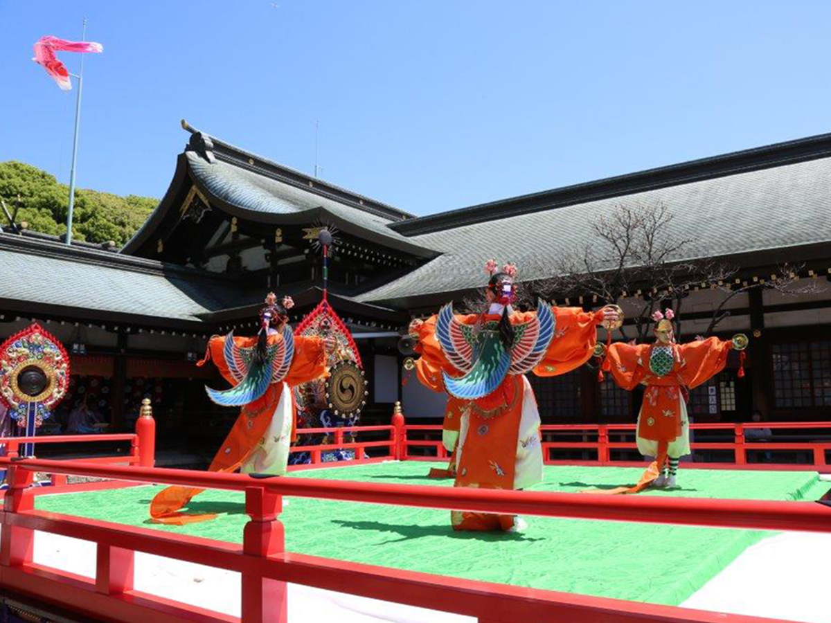 Masumida Shrine Buraku Ritualistic Performances (Masumida Jinja Buraku-Shinji)