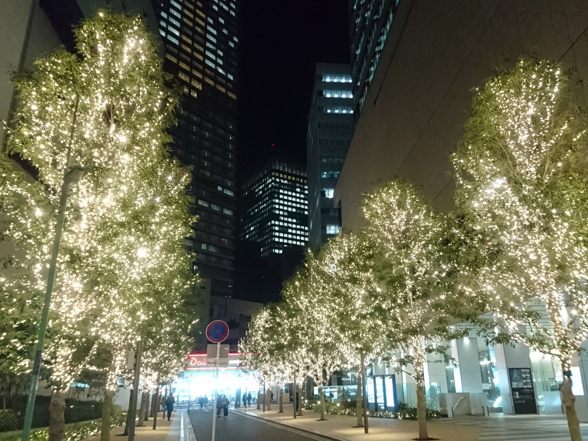Symphony豐田大樓　燈光秀