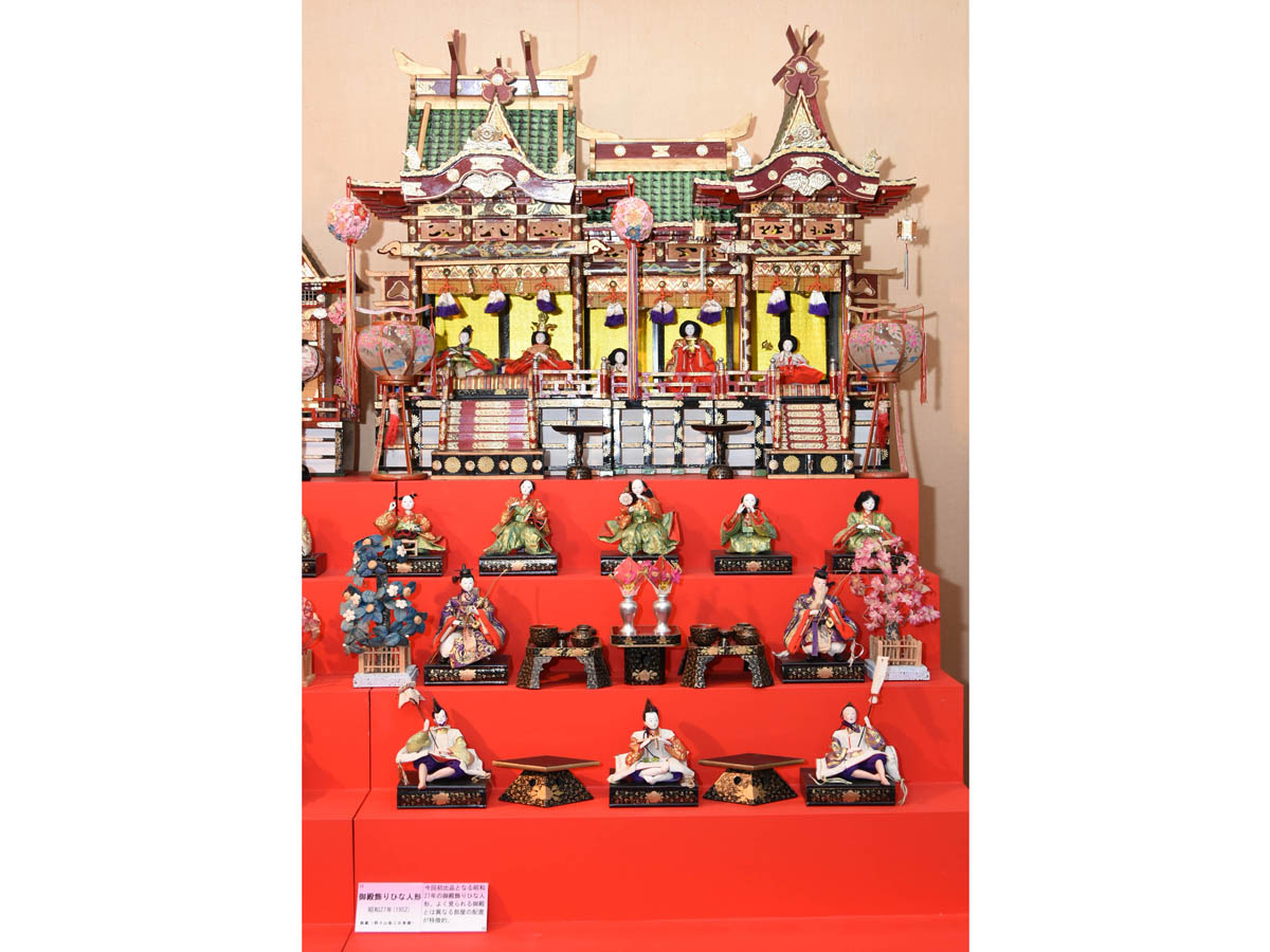 冬季企画展「第44回ひな人形展」