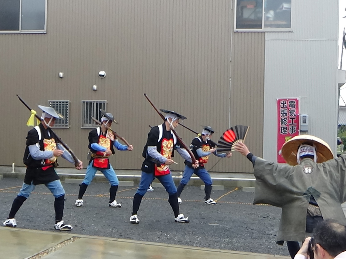 岩作オマント