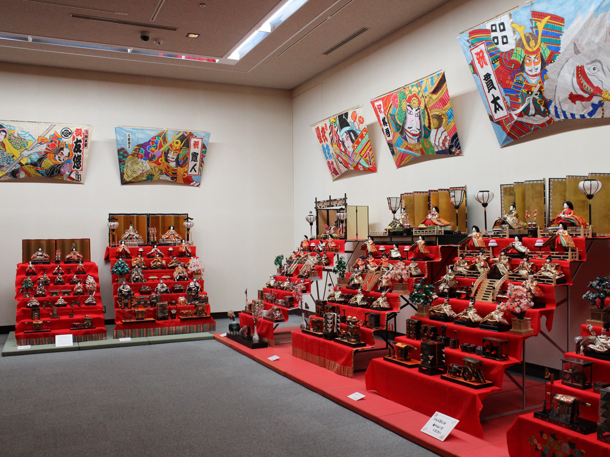 田原市博物館　テーマ展「ひな人形と初凧展」
