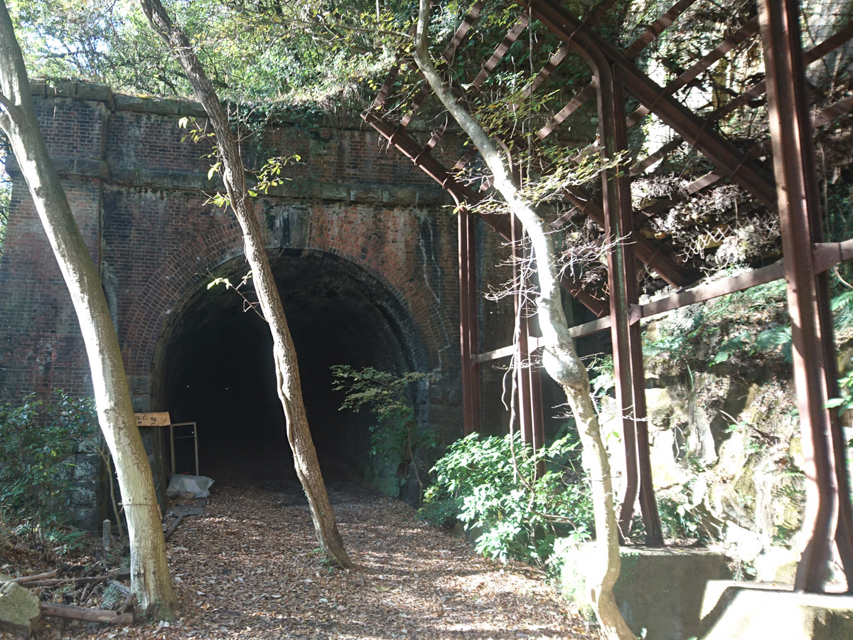 旧国鉄中央線の愛岐トンネル群 秋の特別公開