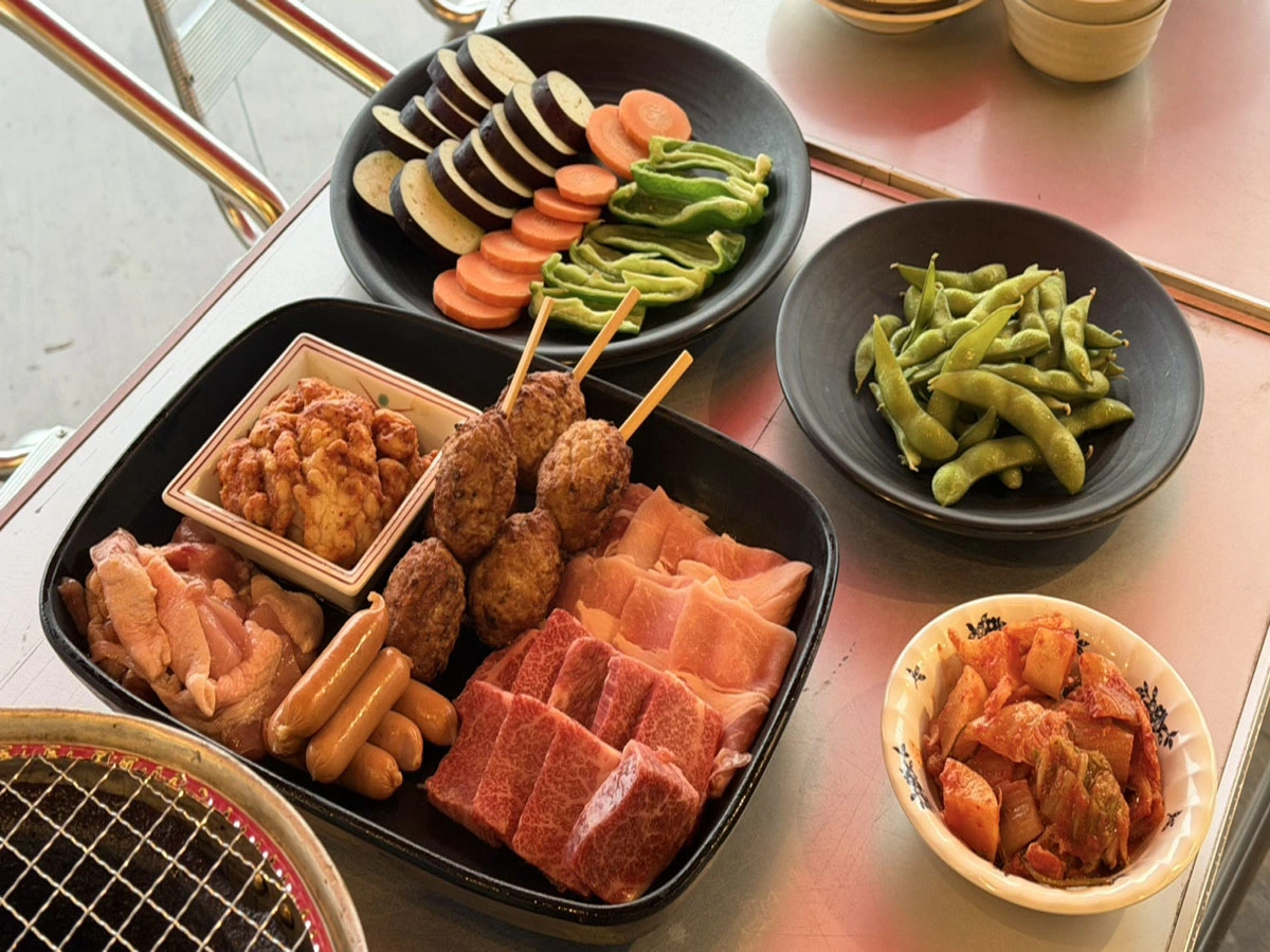 プラザホテル豊田 本格炭火焼肉ビアガーデン『Hawaii』