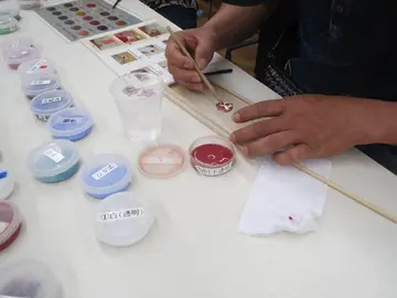 ワンコインで職人気分！「七宝焼キーホルダー作り教室」