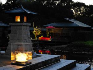 白鳥庭園　秋露祭