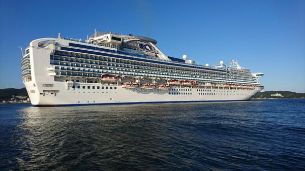 伊勢湾フェリーから豪華クルーズ客船を観覧しよう！！