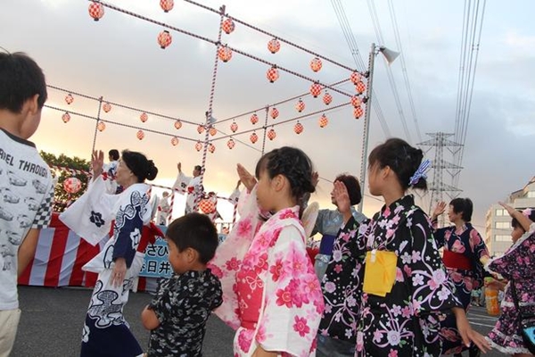 Kasugai Citizens' Noryo Festival &amp; Fireworks (Kasugai Shimin Noryo Matsuri)