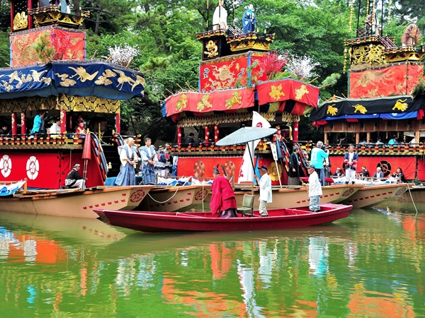 尾張津島天王祭