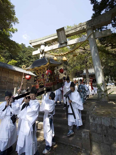 须贺神社的大祭