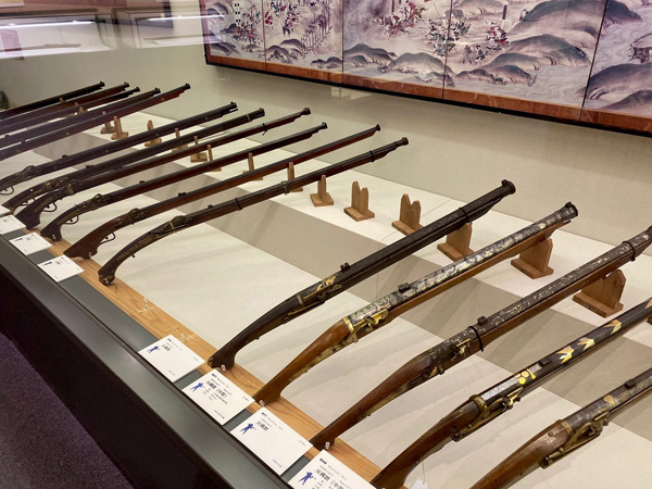 Selection of guns on display at the fascinating Shinshiro Shitaragahara Historical Museum.