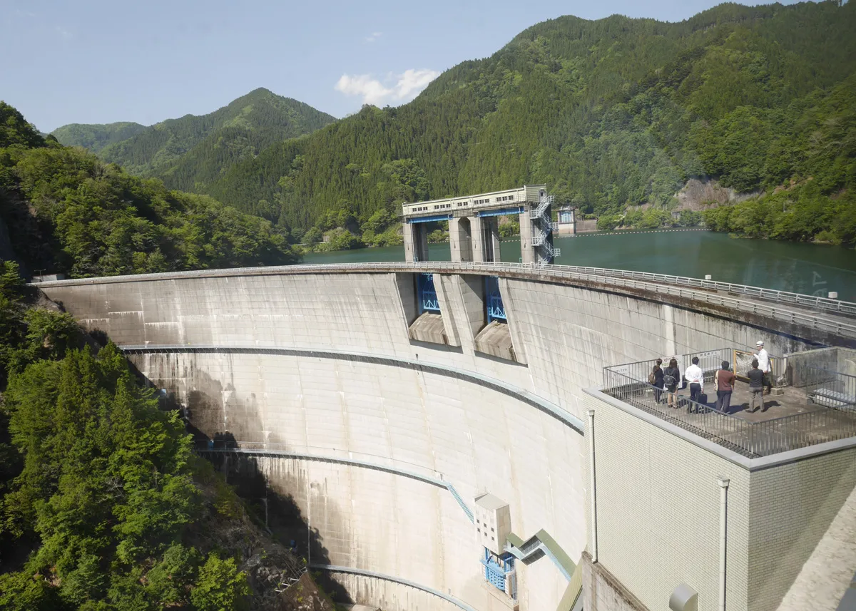 新豊根ダム