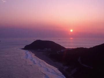恋路ヶ浜