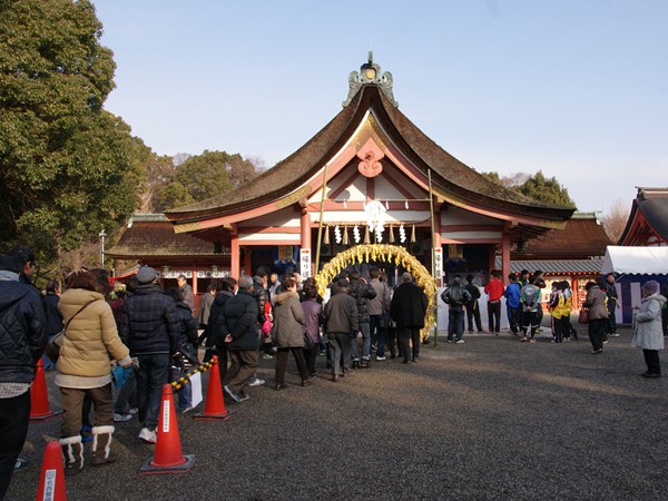 和魂社例祭（鑽茅環）