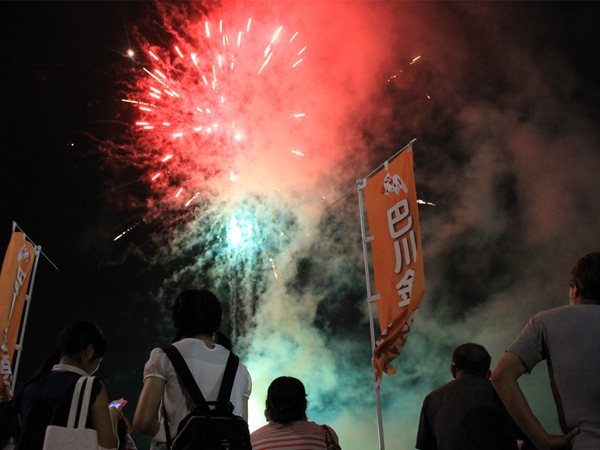 巴川金魚花火大会01