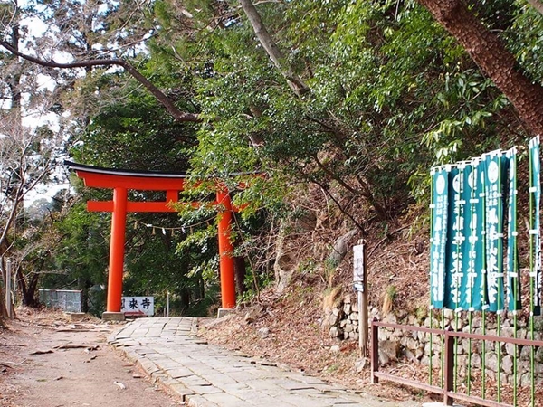 鳳来寺山・鳳来寺
