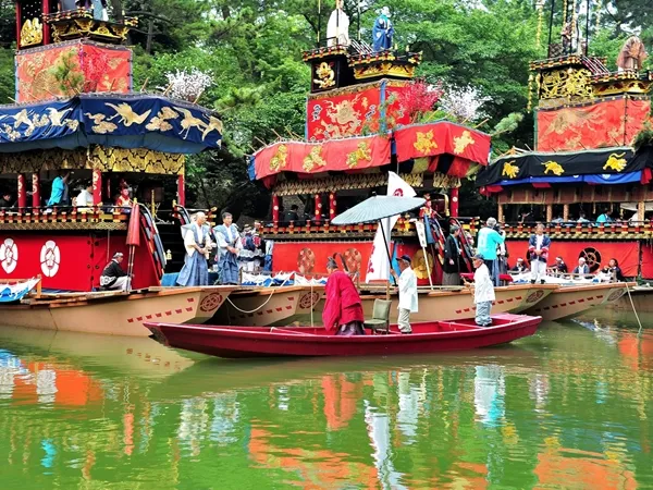 尾張津島天王祭