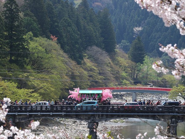 足助春日祭（足助神社例祭・重範祭）