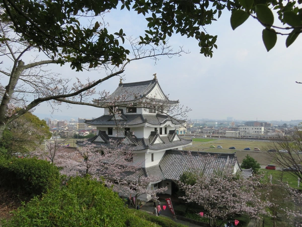 尾張旭・城山公園さくらまつり