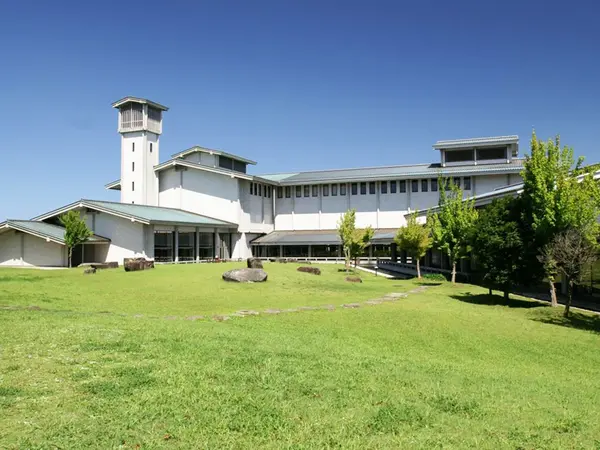 愛知県陶磁美術館