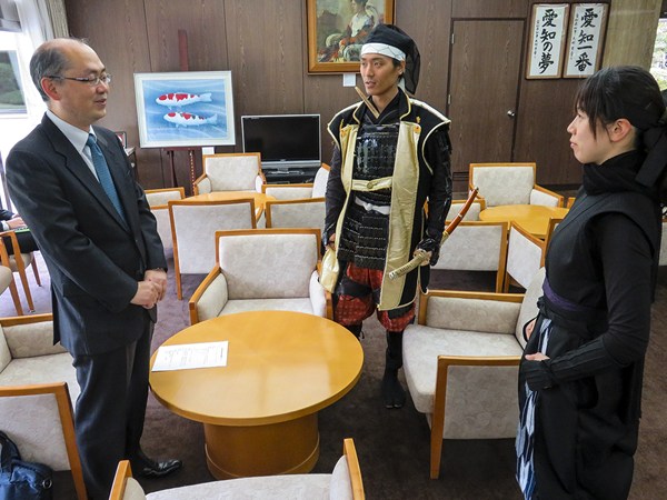 德川家康和服部半藏忍者隊拜訪縣知事  公佈新成員