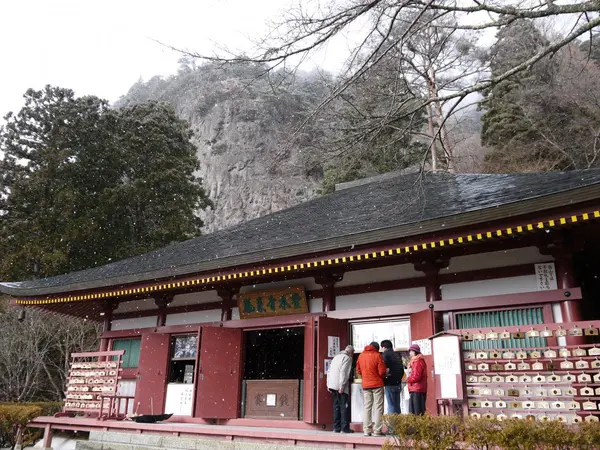 鳳来寺山・鳳来寺