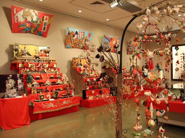 渥美乡土资料馆企划展“第31届女儿节展”