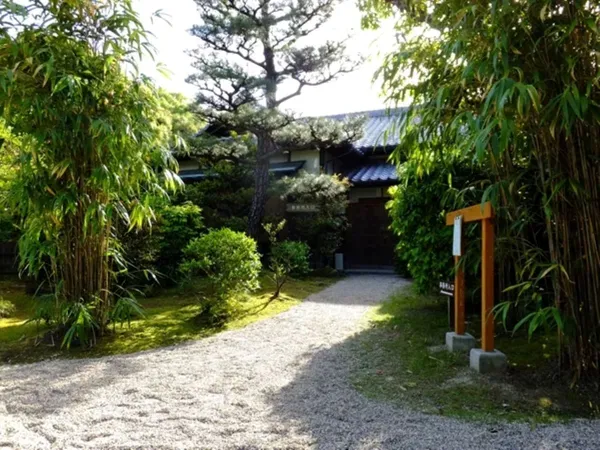 東山荘