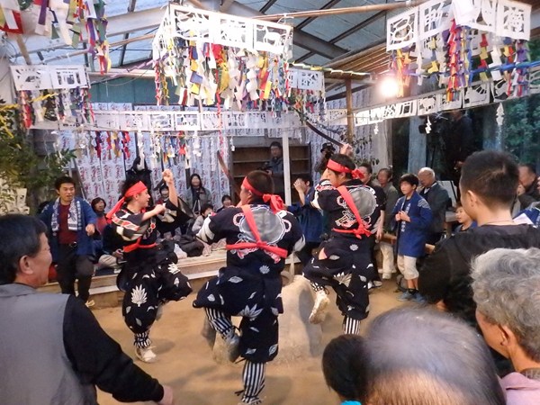 花祭【東榮町 東薗目】