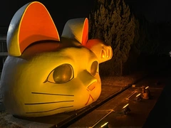 Tokonyan, the Guardian Cat of Tokoname (along the Tokoname Pottery Footpath)