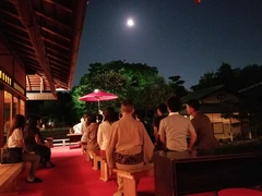 白鳥庭園　秋露祭