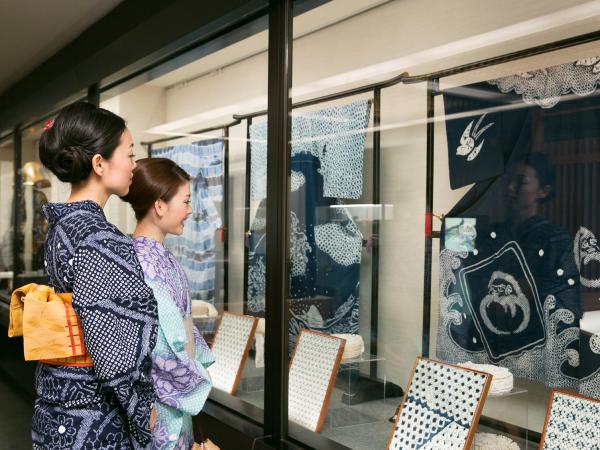 有松鳴海絞り会館