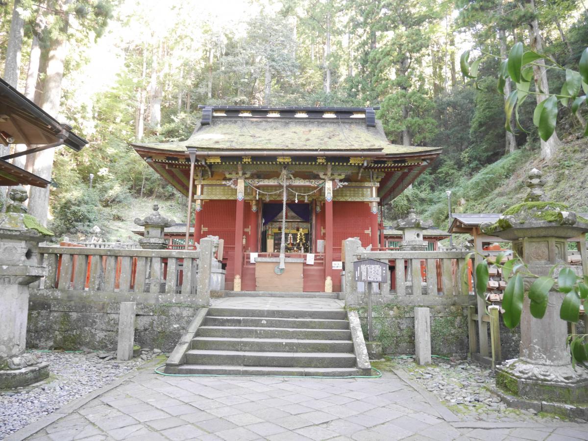 Horaisan Toshogu Shrine
