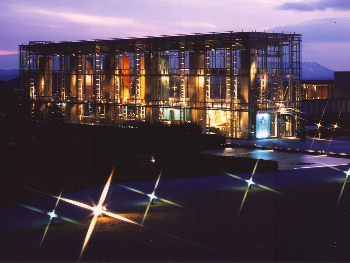 岡崎市美術博物館