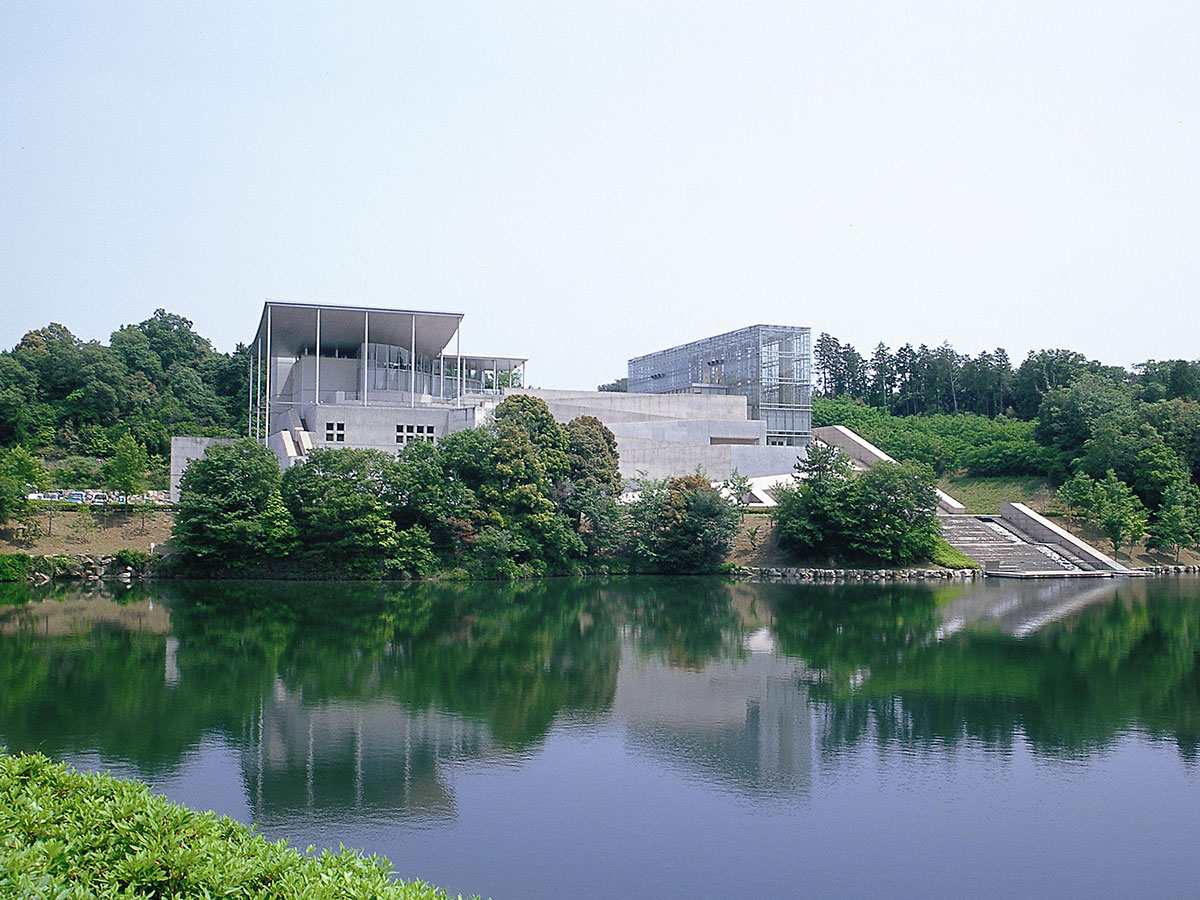 岡崎市美術博物館
