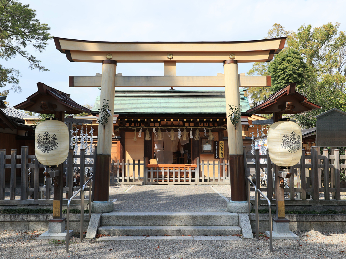 豊國神社
