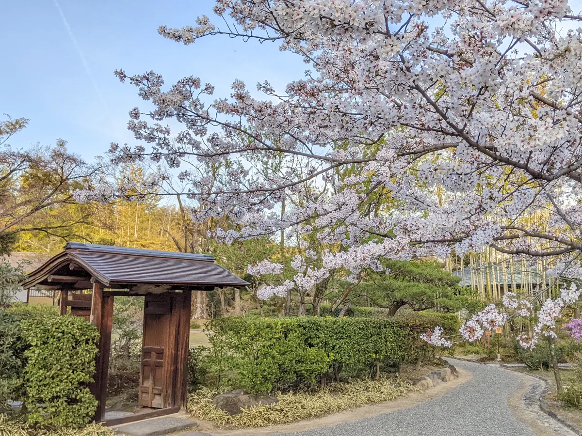 有楽苑(国宝茶室如庵)