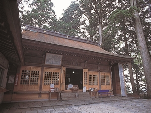 砥鹿神社奥宫