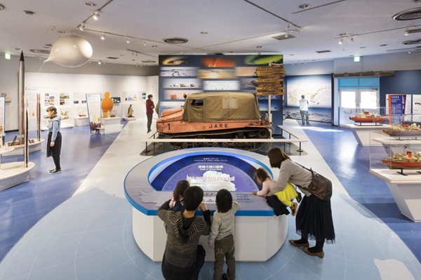 名古屋海洋博物館(ポートビル)・南極観測船ふじ