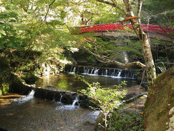 愛知高原国定公園・岩屋堂公園