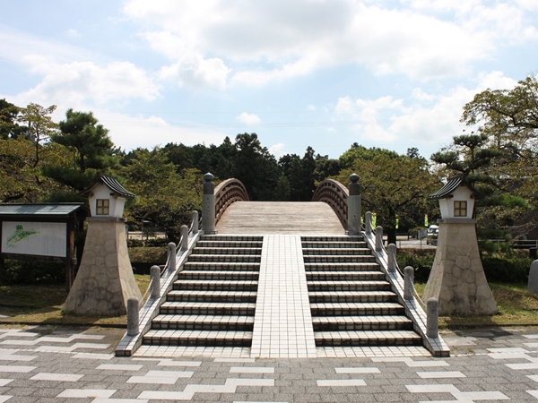 堀尾跡公園